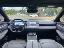 Certificated Pre-Owned Lynk & Co 08 EM-P 2025 120 Long Range Pro -u21747227