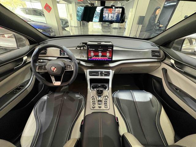 Certificated Pre-Owned BYD Qin PLUS DM 2021 DM-i 55KM Prestige Edition -u22564431
