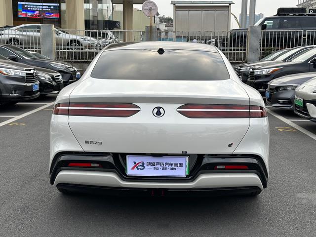 Certificated Pre-Owned Denza Z9 DM 2024 Edition 1100 4WD Max Version