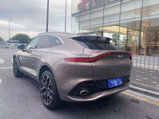Certificated Pre-Owned Aston Martin DBX 2022 4.0T V8 - u11276252