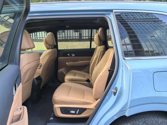 Certificated Pre-Owned Li Auto ONE 2021 Extended-Range 6-Seater Edition -u22731073