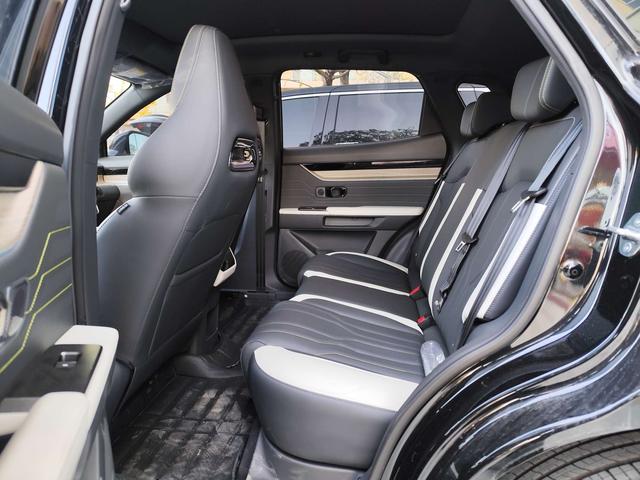 Certificated Pre-Owned Jetour Shanhai L6 2024 1.5TD DHT MAX