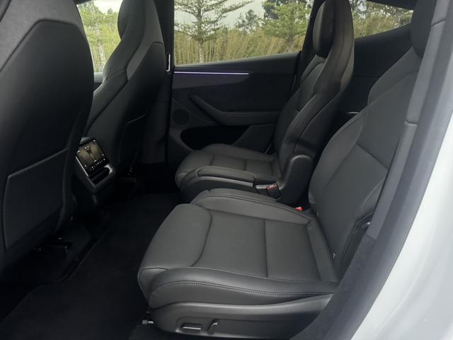 Certificated Pre-Owned Tesla Model Y L Standard Edition 2026 -u21256125
