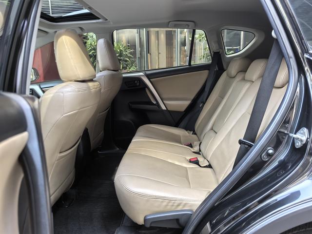 Certificated Pre-Owned RAV4 Rongfang 2016 2.0L CVT Two-Wheel Drive Fashion Edition - u22564931