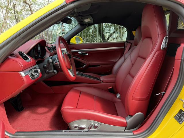 Certificated Pre-Owned Porsche 718 2018 Boxster 2.0T - u22573966