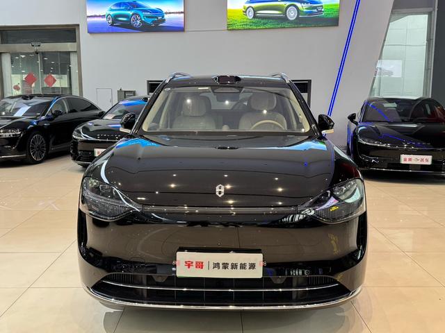 Certificated Pre-Owned Wenjie M9 2024 Extended-Range Ultra Six-Seater Edition -u22169667