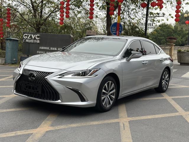 Certificated Pre-Owned Lexus ES 2018 200 Premium Edition China VI - u22550588