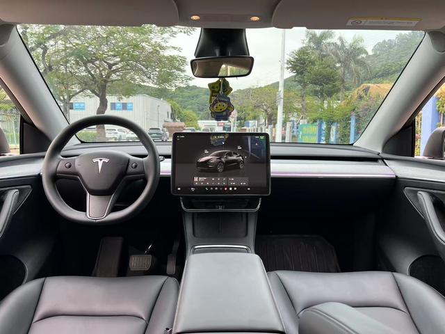 Pre-Owned Tesla Model Y 2023 Rear-Wheel Drive Version