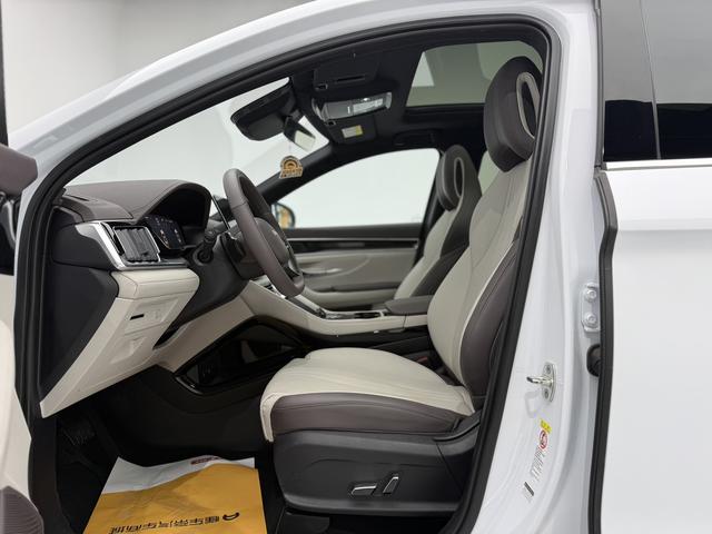 Certificated Pre-Owned BYD Song PLUS EV 2025 Intelligent Driving Edition 520KM Premium Version