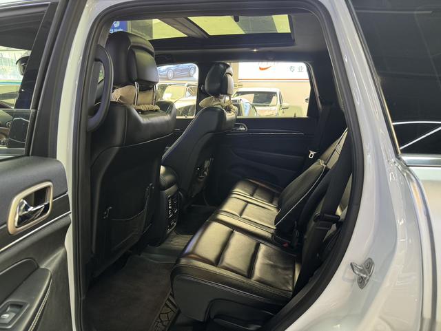 Certificated Pre-Owned Jeep Grand Cherokee 2017 3.0L Elite Navigation Edition - u22586482