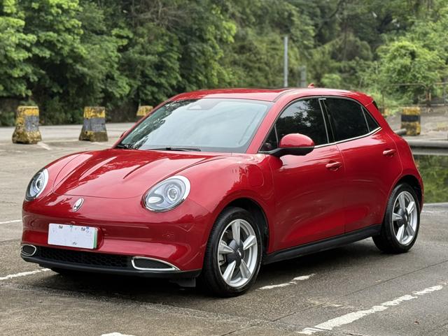 Certificated Pre-Owned Ora Good Cat 2022 Model 400km Standard Range Luxury Version Lithium Iron Phosphate