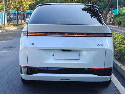 Certificated Pre-Owned XPENG X9 2025 All-Electric 740 Ultra-Long Range Max -u22483375