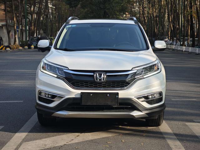 Certificated Pre-Owned Dongfeng Honda CR-V 2015 2.4L Two-wheel Drive Luxury Edition - u22558905
