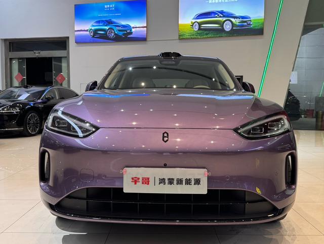 Certificated Pre-Owned Wenjie M5 2025 Extended-Range Ultra Four-Wheel Drive Version -u22089041