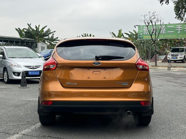 Certificated Pre-Owned Ford Focus 2015 Hatchback EcoBoost 180 Automatic Elite Edition - u22640542