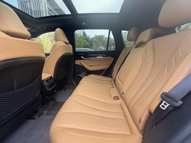 Certificated Pre-Owned Geely Xingyue L Extended-Range Electric Version 2022 1.5T DHT Extended-Range Electric Flagship Edition -u22534336