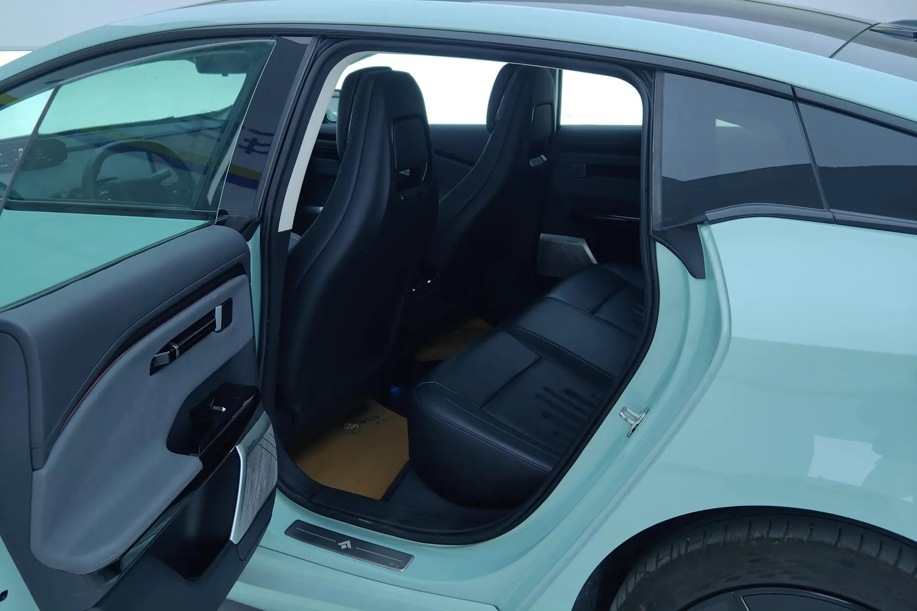 Certificated Pre-Owned AION Hyper GT 2023 560 Rear-Wheel Drive Seven-Wing Edition Ternary Lithium -u20684783