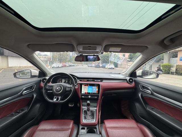 Certificated Pre-Owned MG6 2017 20T Automatic Trophy Premium Internet Version - u22628921