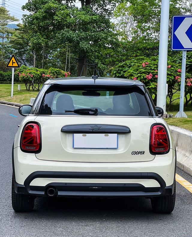 Certificated Pre-Owned MINI 2022 1.5T COOPER Artist Five-Door Version - u19429909
