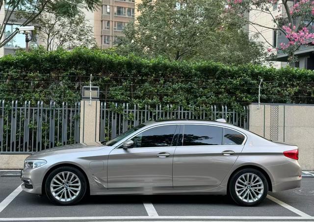 Certificated Pre-Owned BMW 5 Series PHEV 2020 530Le Luxury Package -u21777945