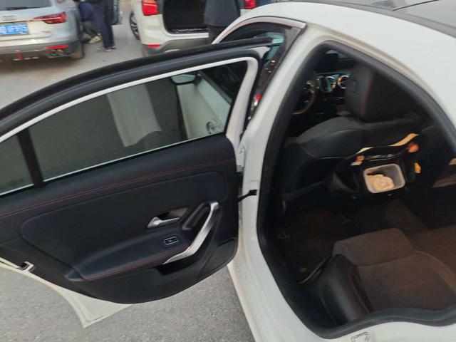 Certificated Pre-Owned Mercedes-Benz A-Class 2023 A 200 L Sport Sedan Fashion Edition - u22318291