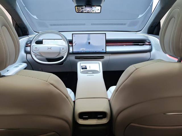 Certificated Pre-Owned XPENG G6 2025 625 Long Range Max Flagship Edition -u22538646