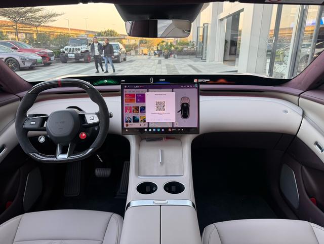 Xiaomi YU7 2025 Long Range High Performance 4WD Max Edition