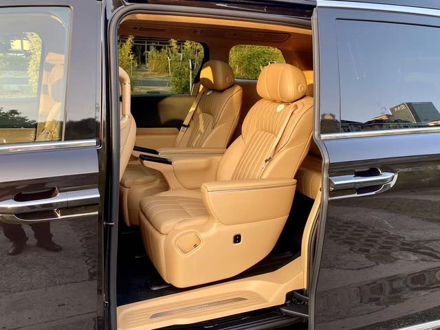 Certificated Pre-Owned VOYAH Dreamer PHEV 2025 AWD Flagship Kunpeng Edition -u22152141