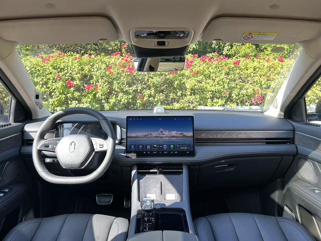 Certificated Pre-Owned Wenjie M7 2022 4WD Luxury Edition -u22120748