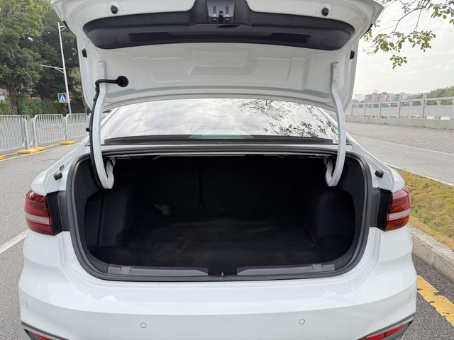 Certificated Pre-Owned SAIC Volkswagen Lavida 2022 1.5L Automatic Comfort Edition - u22165720