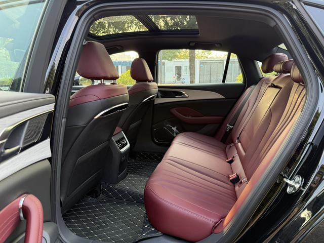 Certificated Pre-Owned Hongqi H5 2025 1.5T DCT Xuanying Edition - u21935709