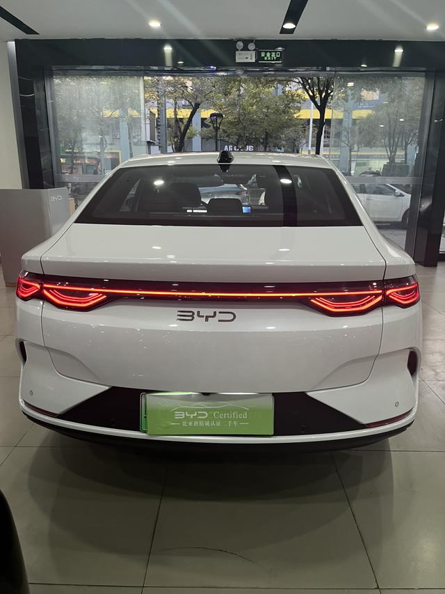 Certificated Pre-Owned BYD Qin L EV 2025 545KM Beyond Version -u22603688