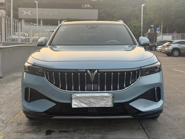 Pre-Owned Voyah FREE 2021 Model 4WD Standard Extended-Range Exclusive Luxury Package