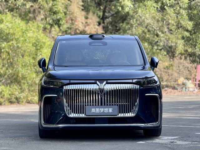 Certificated Pre-Owned VOYAH Dreamer PHEV 2025 4WD Flagship Qiankun Edition -u22500284
