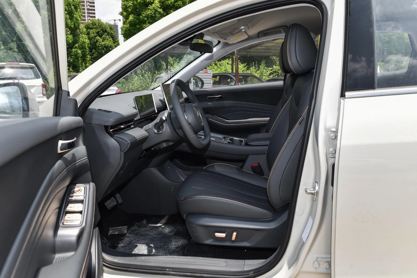 SAIC-GM-Wuling Baojun Yunhai -Hybrid PHEV