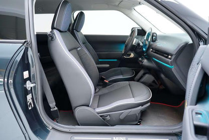 Pre-Owned Electric MINI COOPER 2024 Model COOPER E Classic Edition