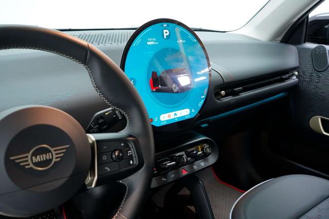 Pre-Owned Electric MINI COOPER 2024 Model COOPER E Classic Edition