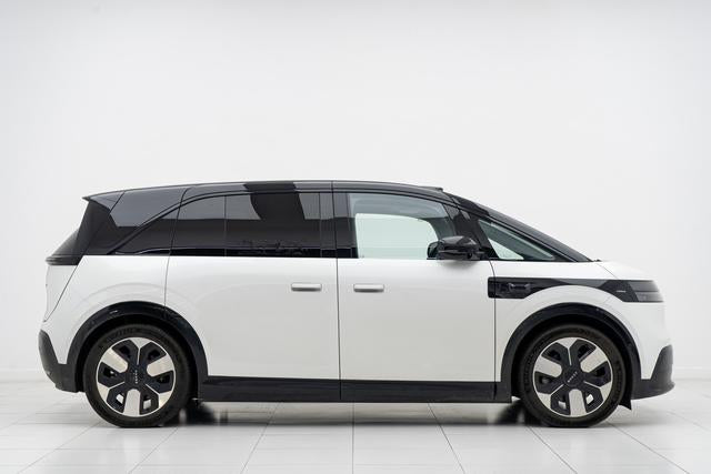 Pre-Owned ZEEKR MIX 2025 Model 102kWh Long-Range Intelligent Driving Version