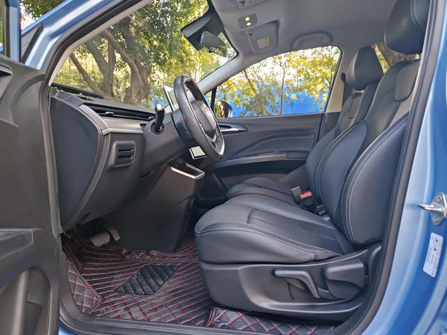 Pre-Owned NETA V 2021 Model Long-Range Entertainment Version Upgraded Type