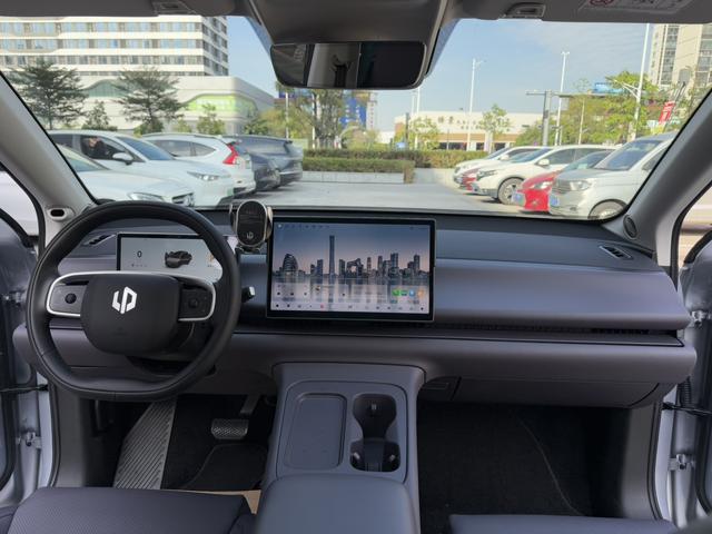 Pre-Owned Leapmotor C16 2024 Pure Electric Version 580 Premium Edition