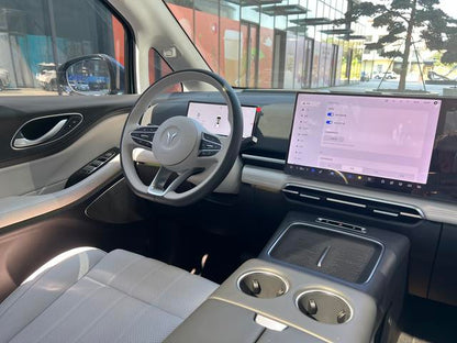 Certificated Used VOYAH Dreamer PHEV 2025 AWD Flagship Kunpeng Edition