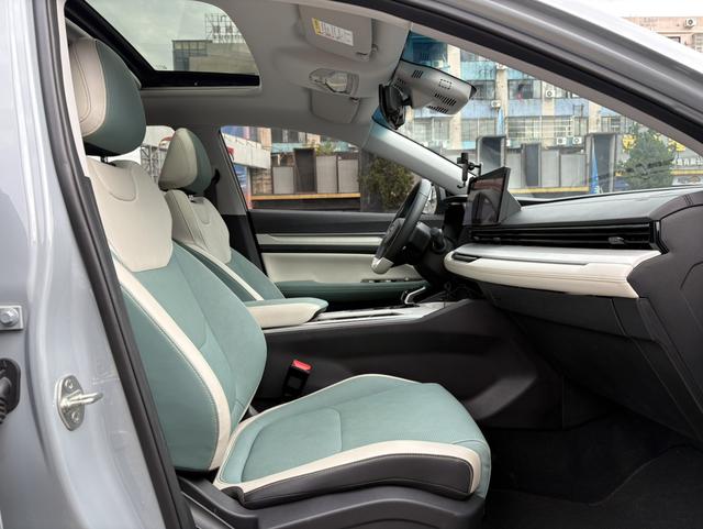 Certificated Used Geely Emgrand L HiP 2022 1.5TD-DHT Pro 100KM Super Rui