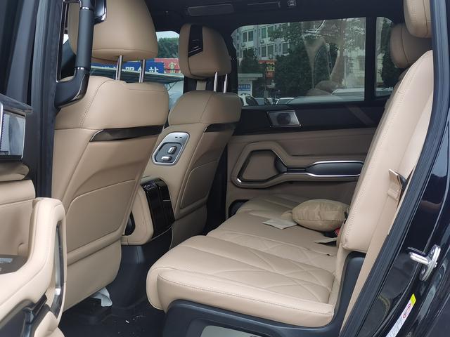 Certificated Used Formula Leopard 8 2025 Smart And Brave Flagship Edition 7-Seater