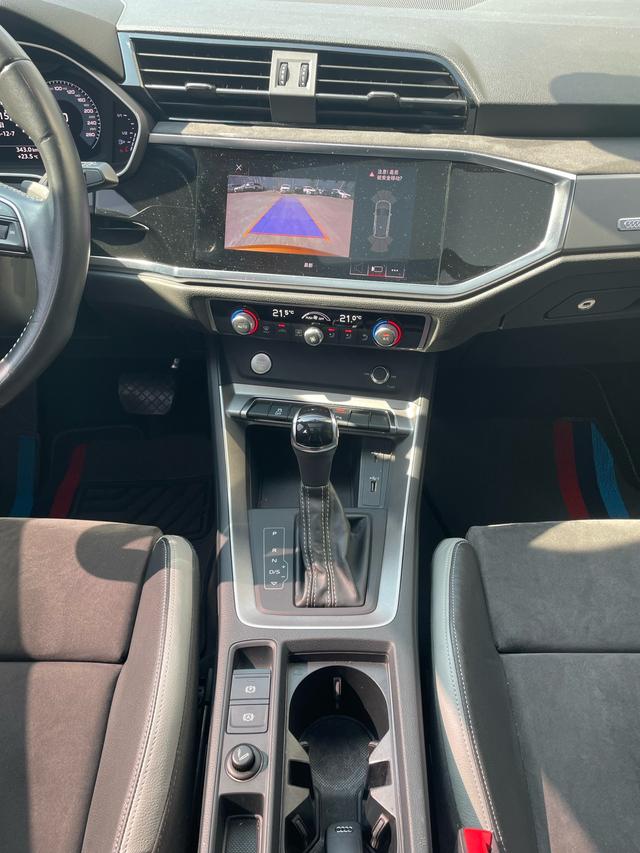 Certificated Used Audi Q3 2019 Model 35 TFSI Fashionable Dynamic Type