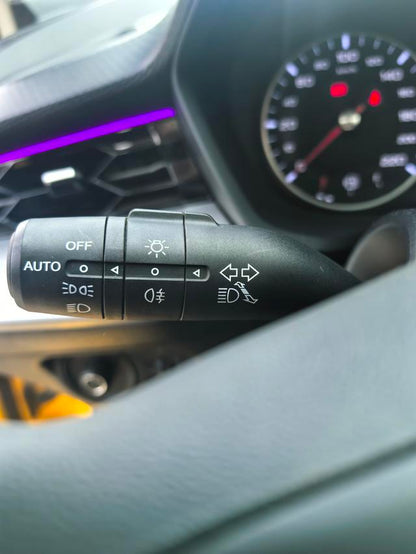 Certificated Used Roewe MG5 2022 180DVVT Manual Youth Fashion Edition