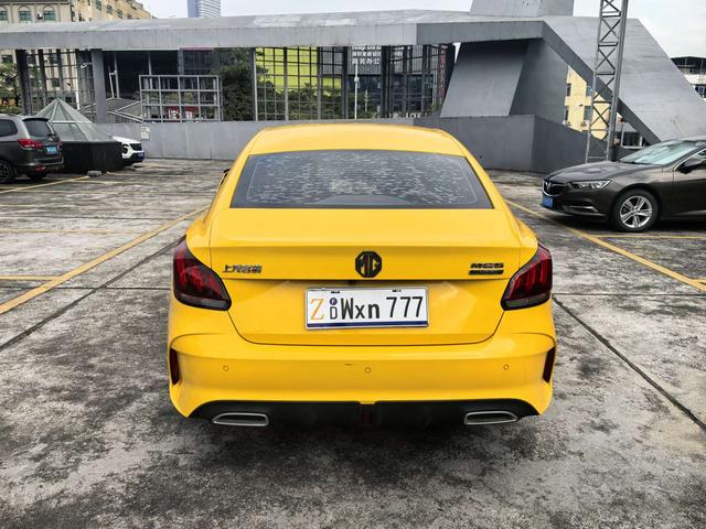 Certificated Used Roewe MG5 2022 180DVVT Manual Youth Fashion Edition