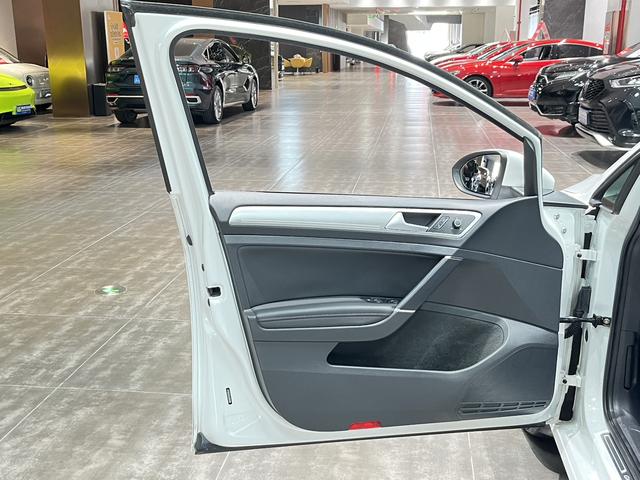 Certificated Used FAW-Volkswagen Golf 2018 1.6L Automatic Comfortable Type