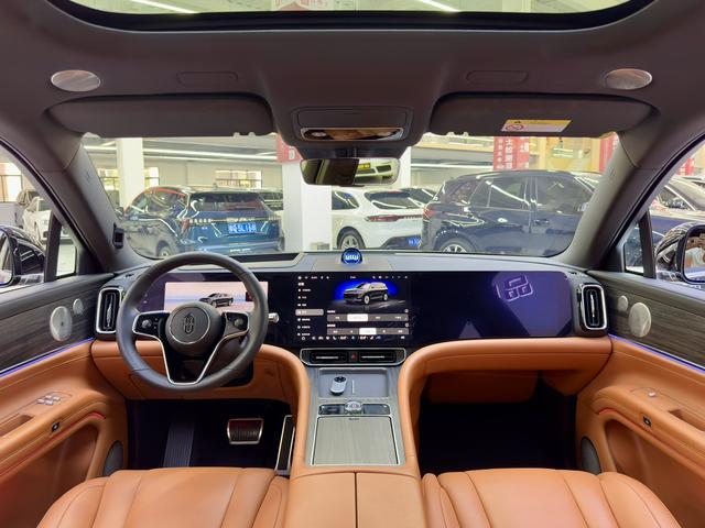 Certificated Pre-Owned Wenjie M9 2024 Extended Range Max Six-Seater Version -u22025047