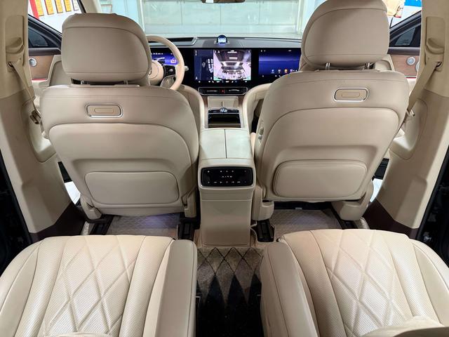 Certificated Pre-Owned Wenjie M9 2024 Extended-Range Ultra Six-Seater Edition -u21923603