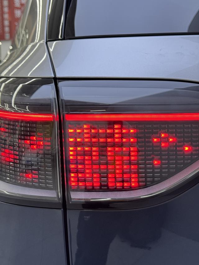 Certificated Pre-Owned Wenjie M9 2024 Extended Range Ultra Five-Seater Edition -u21973111